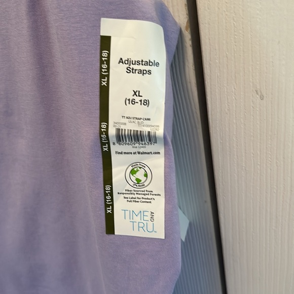 NWT Purple strapped tank top - Picture 2 of 8